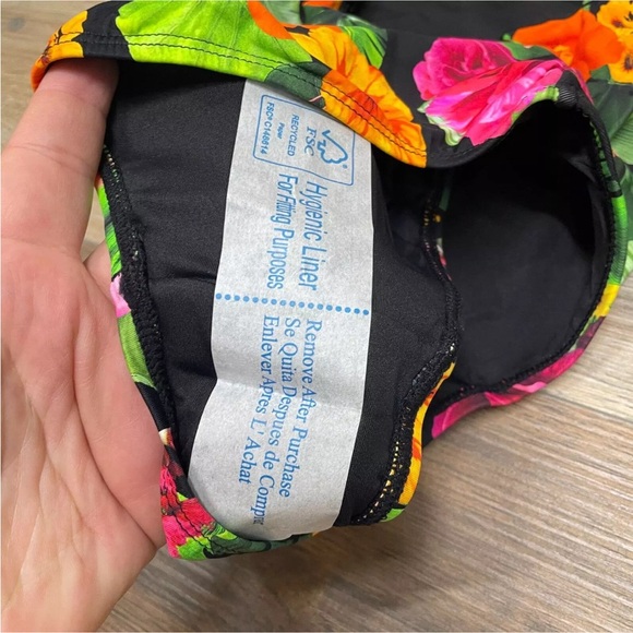 ANDIE The Bermuda One Piece Floral Swimsuit XS - Picture 9 of 11